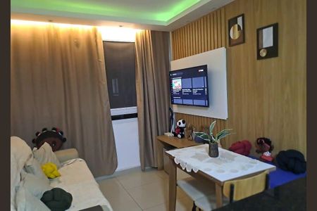 Sala de apartamento para alugar com 2 quartos, 45m² em Recreio dos Bandeirantes, Rio de Janeiro