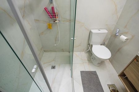 Casa à venda com 263m², 4 quartos e 3 vagas Casa à venda com 263m², 4 quartos e 3 vagassuite