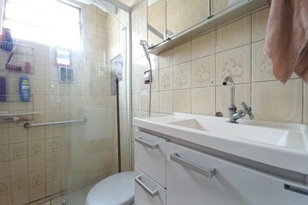 Casa à venda com 75m², 5 quartos e 3 vagasBanheiro