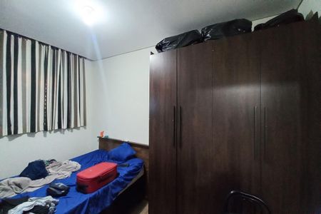 Casa à venda com 75m², 5 quartos e 3 vagasQuarto 2