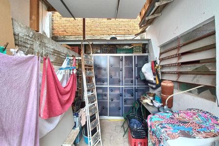 Casa à venda com 75m², 5 quartos e 3 vagasCorredor