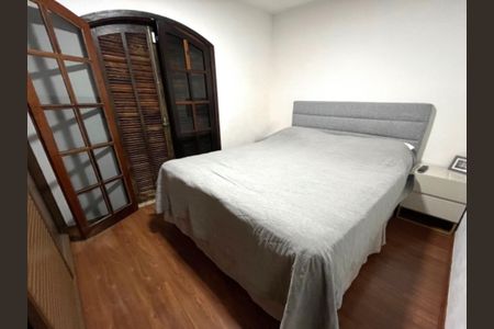 Quarto 2 de casa para alugar com 2 quartos, 136m² em Conjunto Residencial Vista Verde, São Paulo