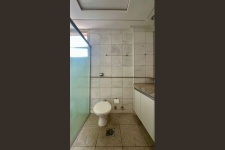 Apartamento à venda com 172m², 4 quartos e 3 vagasBanheiro