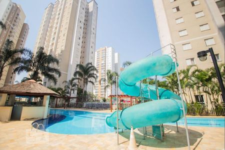 Apartamento à venda com 65m², 2 quartos e 1 vagaÁrea comum - Piscina