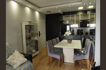 Sala de apartamento para alugar com 3 quartos, 70m² em City Bussocaba, Osasco