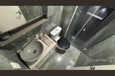 Apartamento à venda com 48m², 2 quartos e 1 vagaBanheiro 