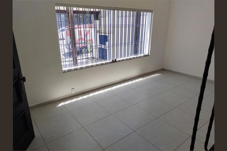 Casa à venda com 3 quartos, 140m² em Vila Cordeiro, São Paulo