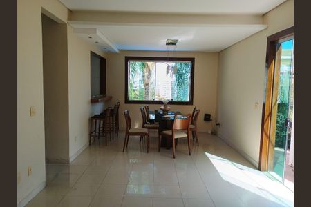 Sala de casa à venda com 5 quartos, 1670m² em Cinquentenario, Belo Horizonte