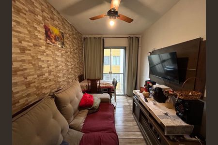 Sala de apartamento para alugar com 2 quartos, 48m² em Piedade, Rio de Janeiro