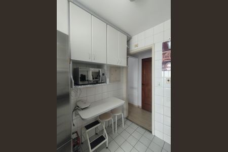 Apartamento à venda com 59m², 2 quartos e 1 vaga Apartamento à venda com 59m², 2 quartos e 1 vagaCozinha - Armários