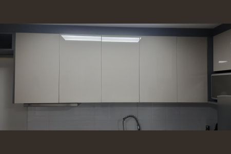 Apartamento à venda com 75m², 2 quartos e 2 vagas Apartamento à venda com 75m², 2 quartos e 2 vagasCozinha