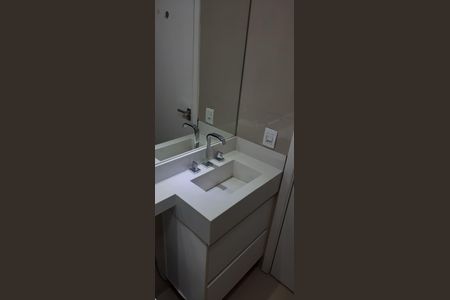 Apartamento à venda com 75m², 2 quartos e 2 vagas Apartamento à venda com 75m², 2 quartos e 2 vagasBanheiro