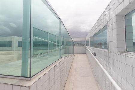 Apartamento para alugar com 100m², 2 quartos e 1 vagaÁrea comum - piscina