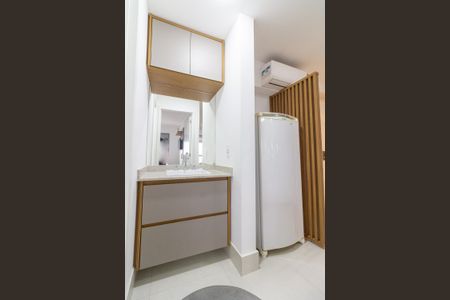 Banheiro de apartamento para alugar com 1 quarto, 39m² em Butantã, São Paulo