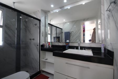 Apartamento para alugar com 166m², 4 quartos e 3 vagasBanheiro - Suíte