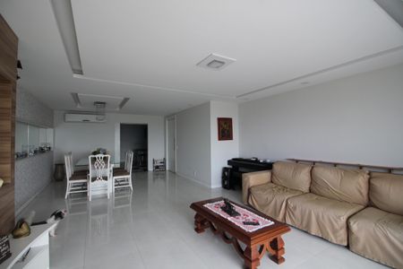Sala de apartamento à venda com 4 quartos, 166m² em Barra Olímpica, Rio de Janeiro