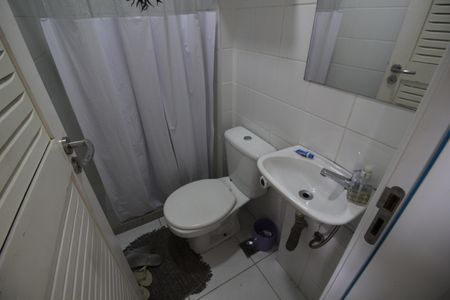 Apartamento para alugar com 166m², 4 quartos e 3 vagasBanheiro de Serviço