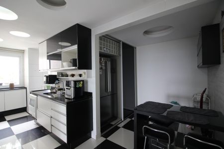 Apartamento para alugar com 166m², 4 quartos e 3 vagasCozinha