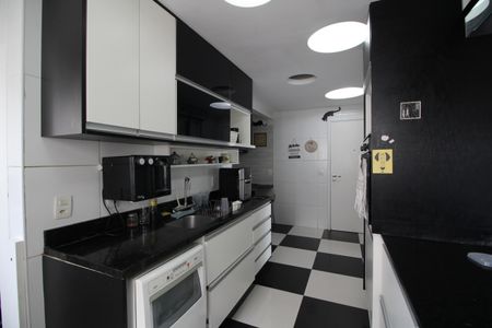 Apartamento para alugar com 166m², 4 quartos e 3 vagasCozinha