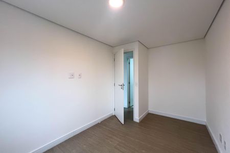 Quarto de apartamento à venda com 1 quarto, 72m² em Vila Monumento, São Paulo