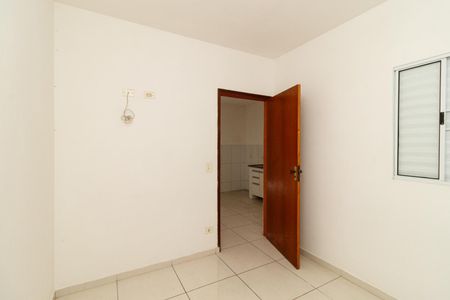 Quarto de apartamento para alugar com 1 quarto, 35m² em Vila Nova Galvão, São Paulo