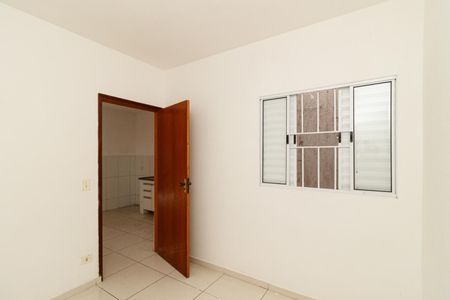 Quarto de apartamento para alugar com 1 quarto, 35m² em Vila Nova Galvão, São Paulo