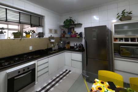 Apartamento para alugar com 120m², 2 quartos e 1 vagaCozinha