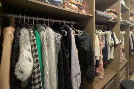 Apartamento para alugar com 120m², 2 quartos e 1 vagaCloset da suíte