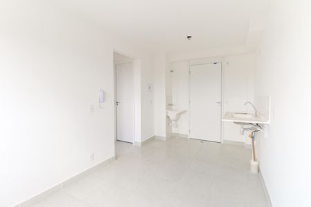 Apartamento para alugar com 37m², 2 quartos e sem vaga Apartamento para alugar com 37m², 2 quartos e sem vagaSala