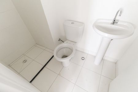 Apartamento para alugar com 37m², 2 quartos e sem vaga Apartamento para alugar com 37m², 2 quartos e sem vagaBanheiro