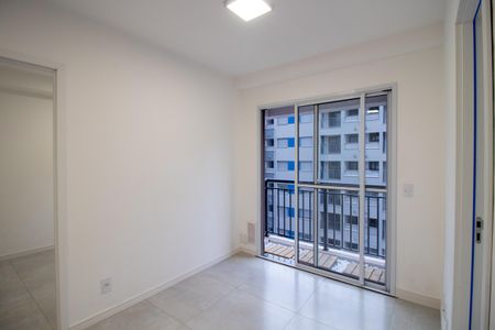 Sala de apartamento para alugar com 2 quartos, 39m² em Vila Sonia, São Paulo