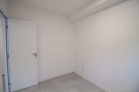 Quarto 2 de apartamento para alugar com 2 quartos, 39m² em Vila Sonia, São Paulo