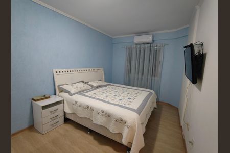 Casa de condomínio para alugar com 96m², 3 quartos e 2 vagas Casa de condomínio para alugar com 96m², 3 quartos e 2 vagasSuíte