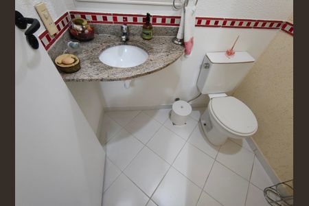 Lavabo de casa de condomínio para alugar com 3 quartos, 96m² em Pechincha, Rio de Janeiro
