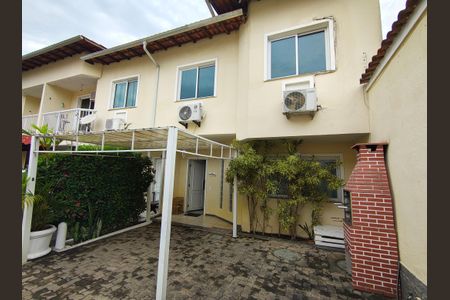 Casa de condomínio para alugar com 96m², 3 quartos e 2 vagas Casa de condomínio para alugar com 96m², 3 quartos e 2 vagasÁrea Externa