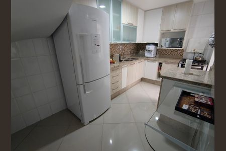 Casa de condomínio para alugar com 96m², 3 quartos e 2 vagas Casa de condomínio para alugar com 96m², 3 quartos e 2 vagasCozinha