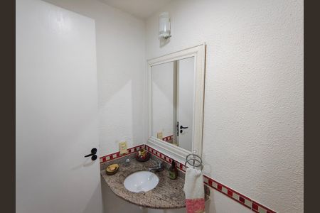 Casa de condomínio para alugar com 96m², 3 quartos e 2 vagas Casa de condomínio para alugar com 96m², 3 quartos e 2 vagasLavabo