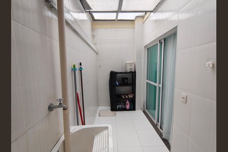 Casa de condomínio para alugar com 96m², 3 quartos e 2 vagas Casa de condomínio para alugar com 96m², 3 quartos e 2 vagasÁrea de Serviço