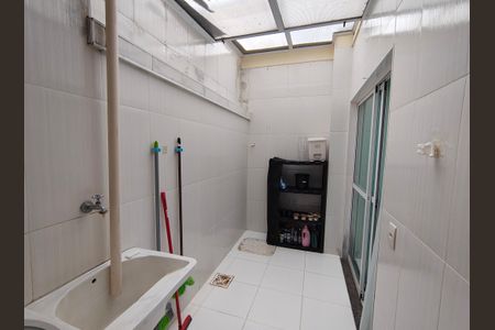 Casa de condomínio para alugar com 96m², 3 quartos e 2 vagas Casa de condomínio para alugar com 96m², 3 quartos e 2 vagasÁrea de Serviço