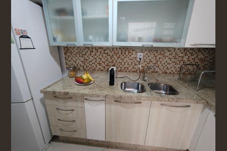 Casa de condomínio para alugar com 96m², 3 quartos e 2 vagas Casa de condomínio para alugar com 96m², 3 quartos e 2 vagasCozinha