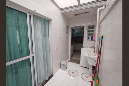 Casa de condomínio para alugar com 96m², 3 quartos e 2 vagas Casa de condomínio para alugar com 96m², 3 quartos e 2 vagasÁrea de Serviço