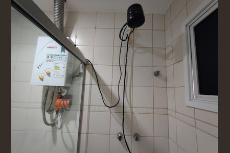 Casa de condomínio para alugar com 96m², 3 quartos e 2 vagas Casa de condomínio para alugar com 96m², 3 quartos e 2 vagasBanheiro da Suíte