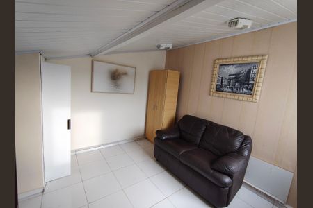 Casa de condomínio para alugar com 96m², 3 quartos e 2 vagas Casa de condomínio para alugar com 96m², 3 quartos e 2 vagasSótão