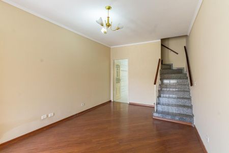 Sala de casa à venda com 2 quartos, 75m² em Vila Carrão, São Paulo