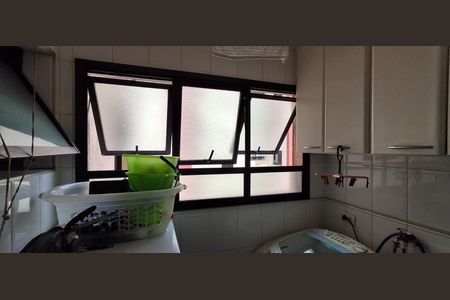 Apartamento à venda com 68m², 2 quartos e 1 vagaÁrea de Serviço 