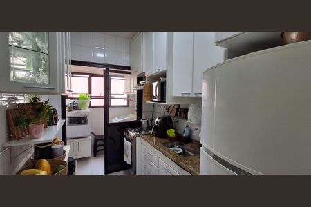 Apartamento à venda com 68m², 2 quartos e 1 vagaCozinha 