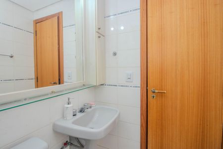 Apartamento à venda com 96m², 3 quartos e 2 vagasBanheiro da Suíte