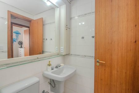 Apartamento à venda com 96m², 3 quartos e 2 vagasBanheiro Social