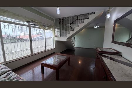 Casa à venda com 250m², 4 quartos e 3 vagasSala de Estar