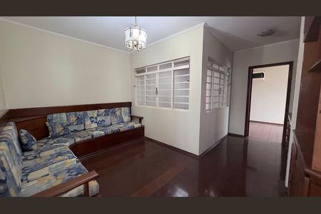 Casa à venda com 250m², 4 quartos e 3 vagasSala Andar Superior